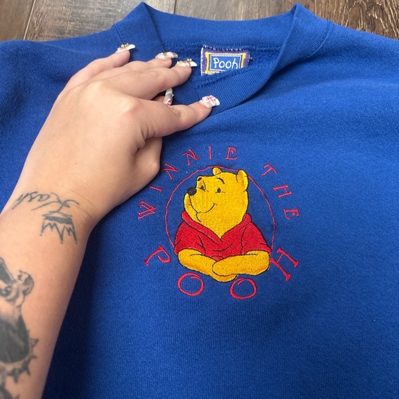 Vintage 1990s winnie the pooh crewneck - Picture 1 of 3